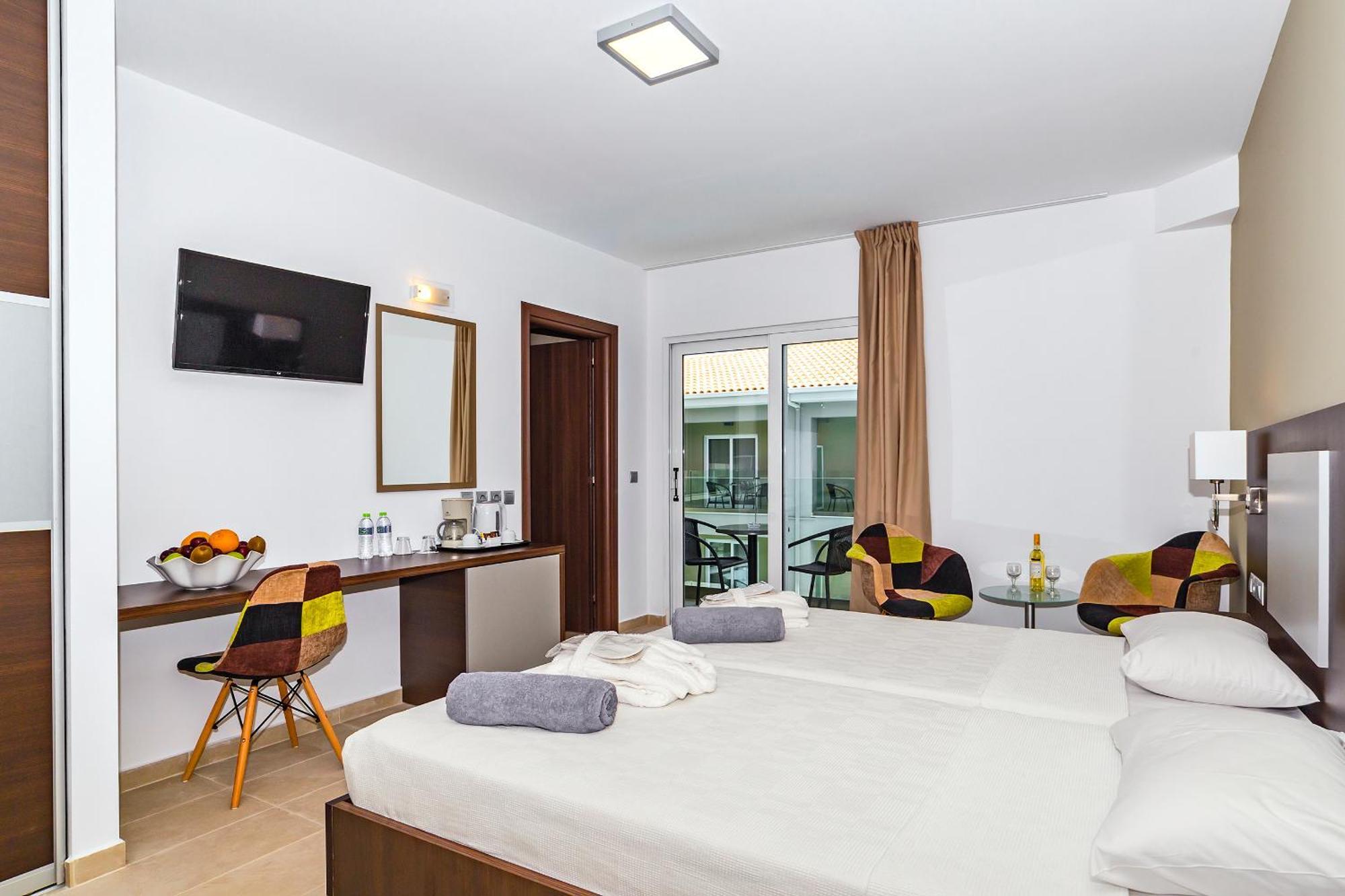White Olive Premium Laganas Otel Dış mekan fotoğraf