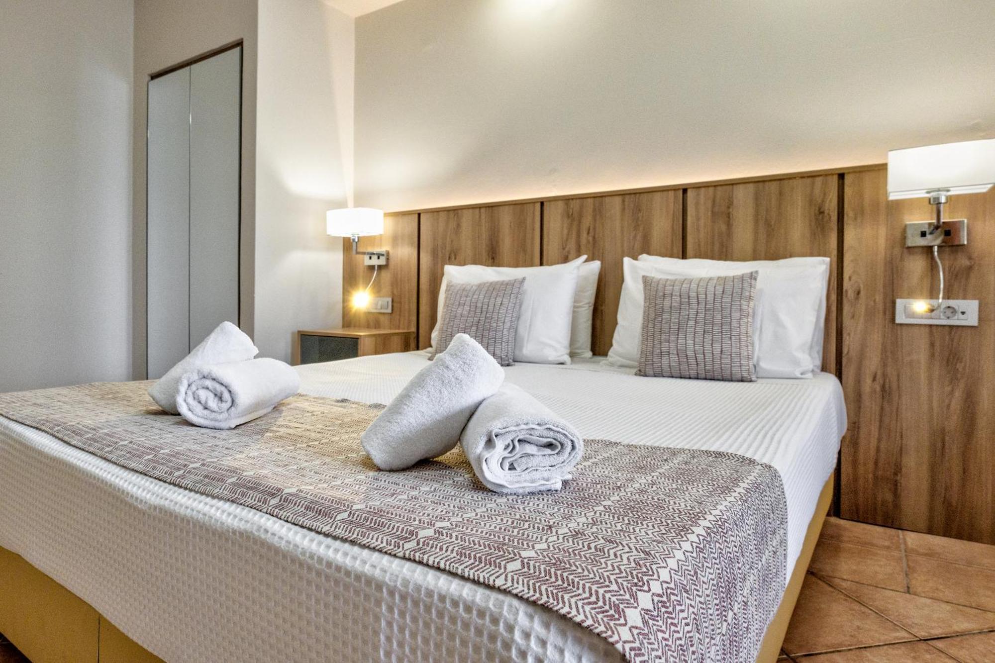 White Olive Premium Laganas Otel Dış mekan fotoğraf