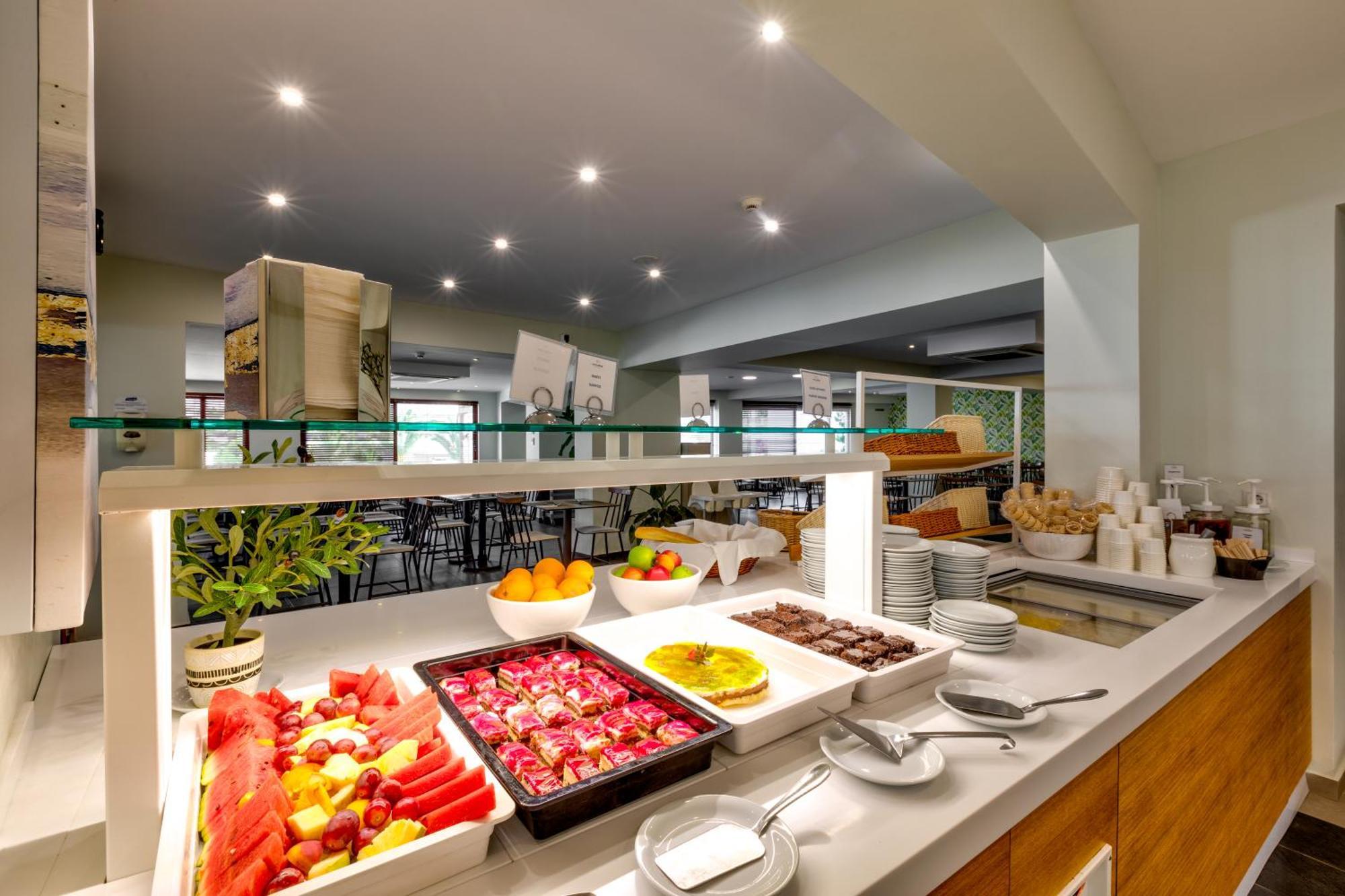 White Olive Premium Laganas Otel Dış mekan fotoğraf