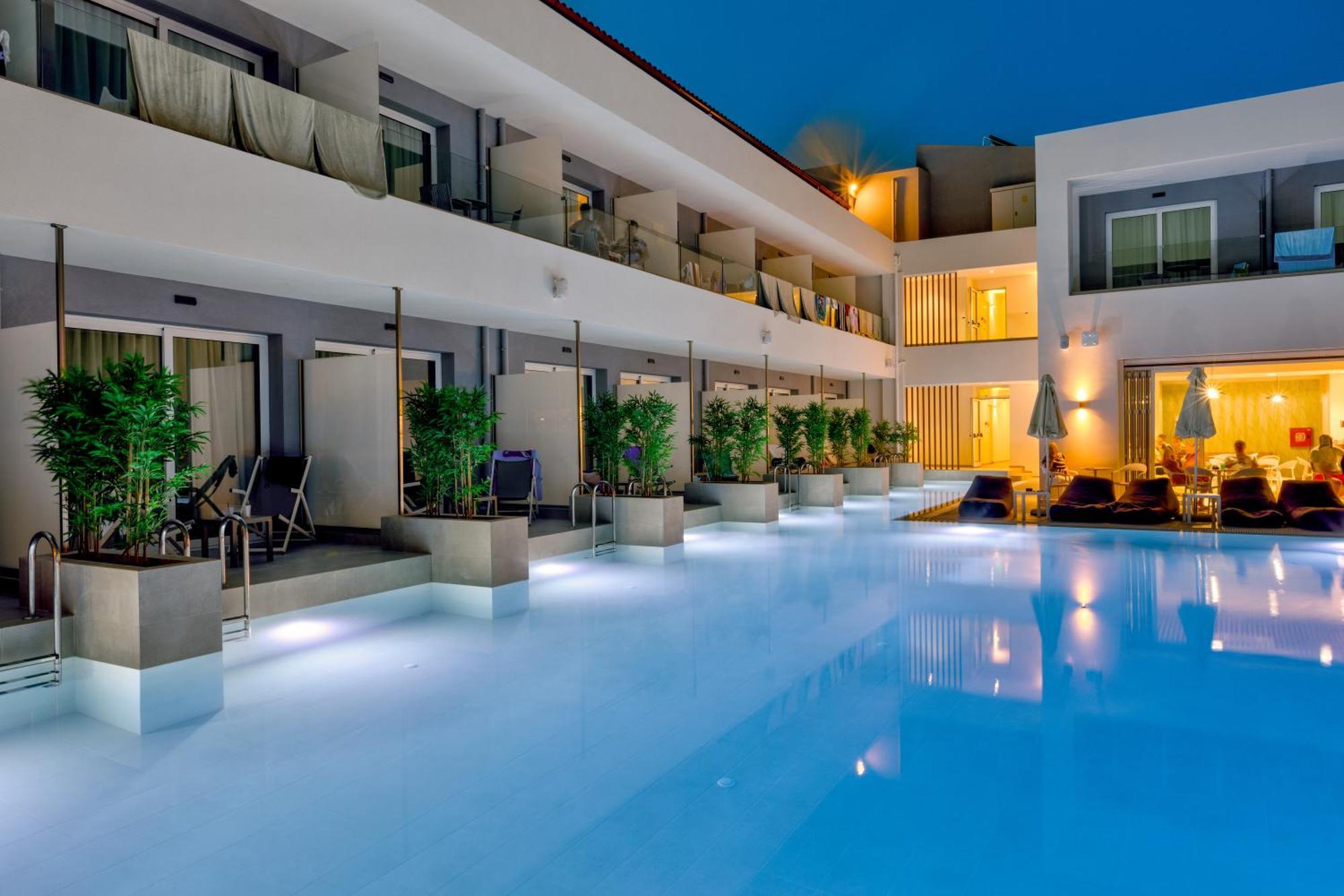 White Olive Premium Laganas Otel Dış mekan fotoğraf