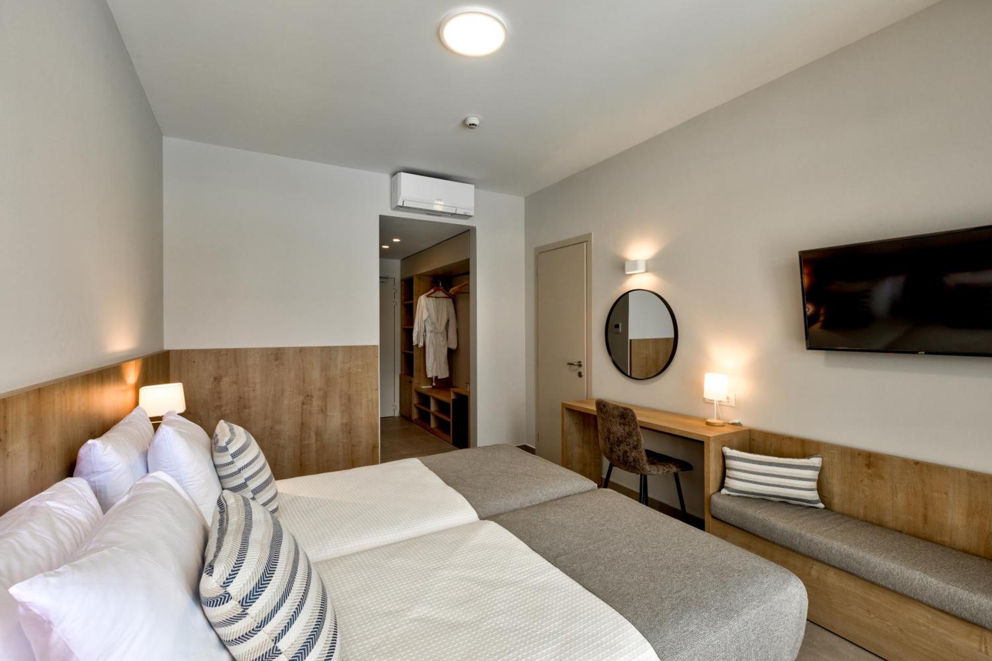 White Olive Premium Laganas Otel Dış mekan fotoğraf